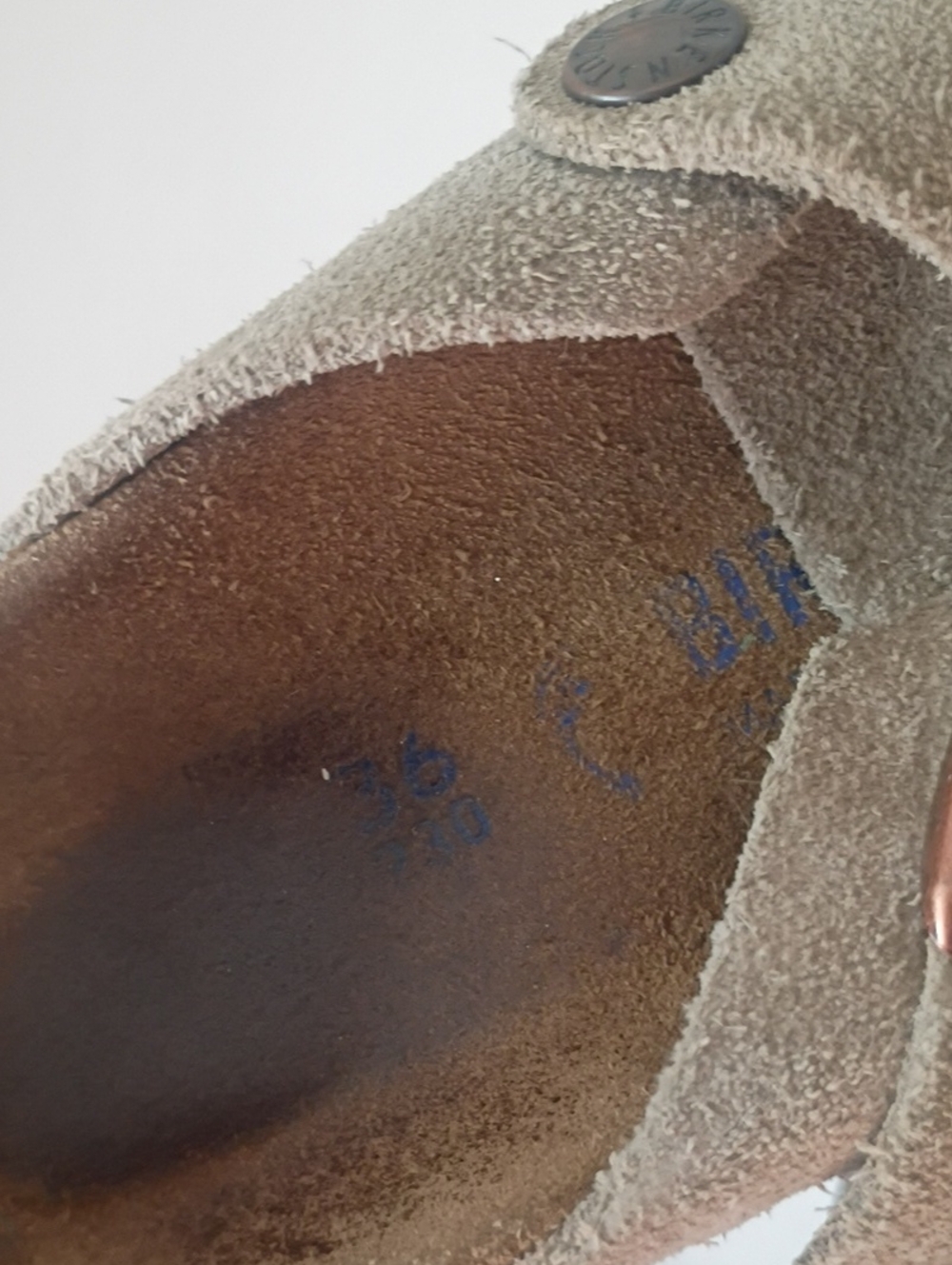 Birkenstock Boston Brown Suede Clogs with Buckle Size 36 women's 5 - 5.5